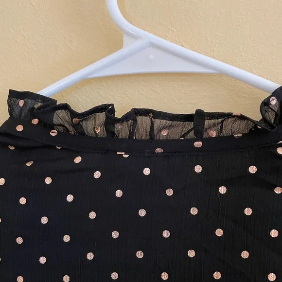 Black with Gold Polka Dot Long Sleeve V-Neck Blouse Sz-Medium - Picture 7 of 9